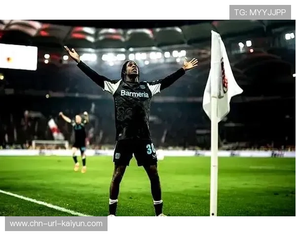 斯洛特谈与阿诺德默契提升 为欧冠对决皇马做好准备